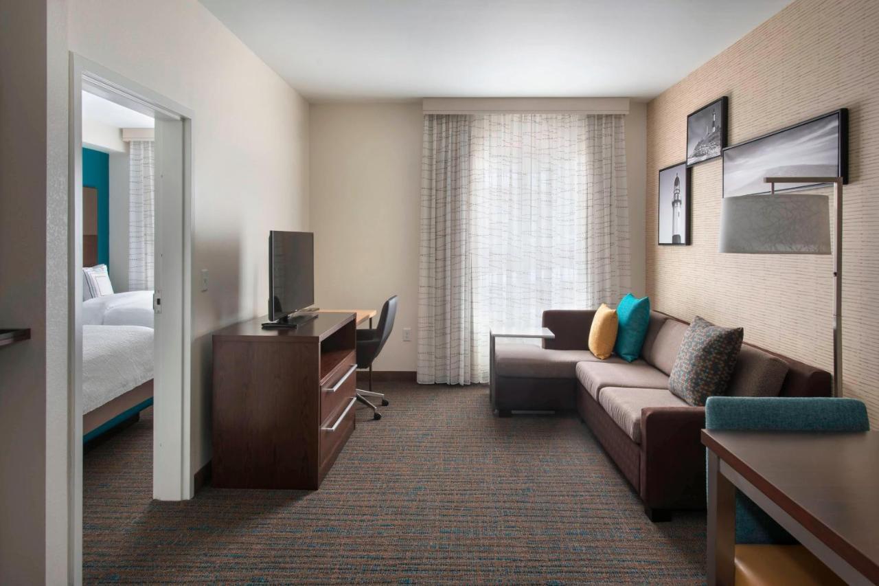 Residence Inn By Marriott New York Long Island East End Riverhead Exterior foto